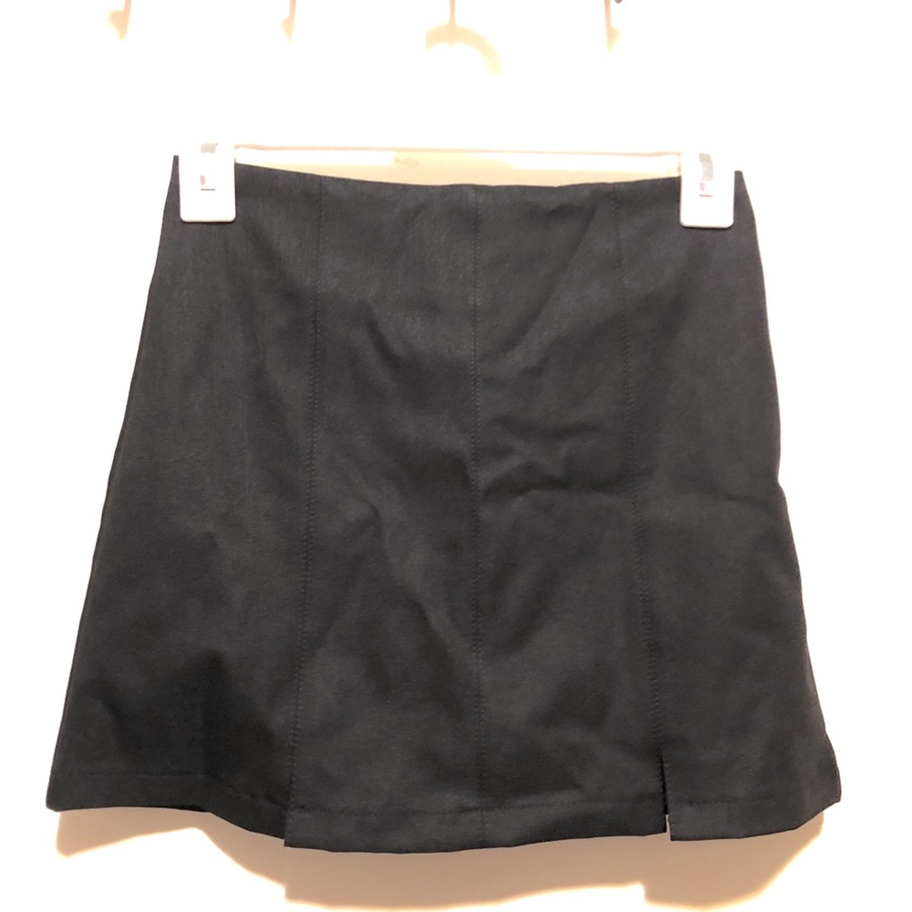 Black mini skort